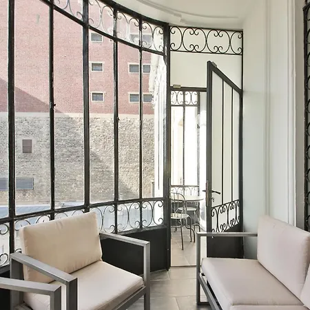 Apartment 6-person With 3 Beds Champs-elysees *
