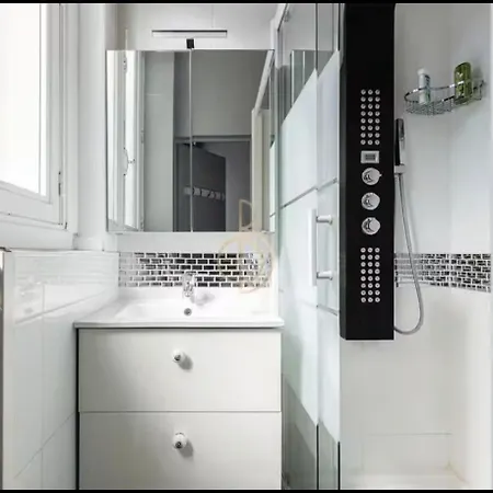 6-person With 3 Beds Champs-elysees Apartment *