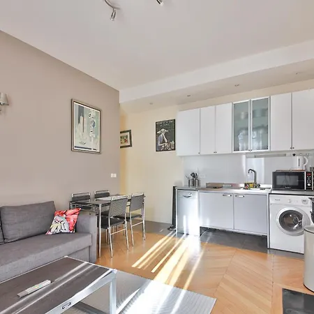 Apartment 6-person With 3 Beds Champs-elysees Paris
